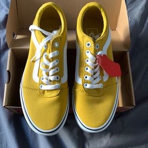 Rams new yellow vans